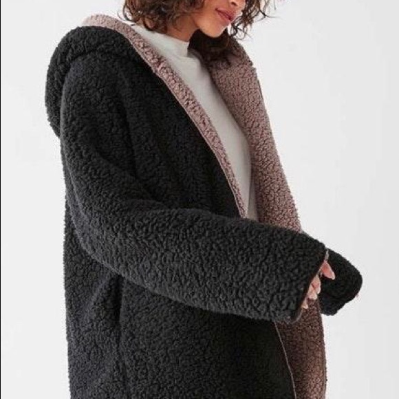 Urban Outfitters Jackets & Blazers - Urban Outfitters Reversible Hooded Teddy Coat